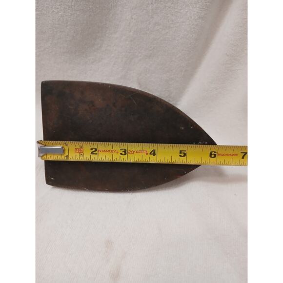 Sad Iron Antique Cast Flat Iron Rope Braid Grip Handle 8 Lb Ornate Brown 6" Inch - Picture 10 of 16